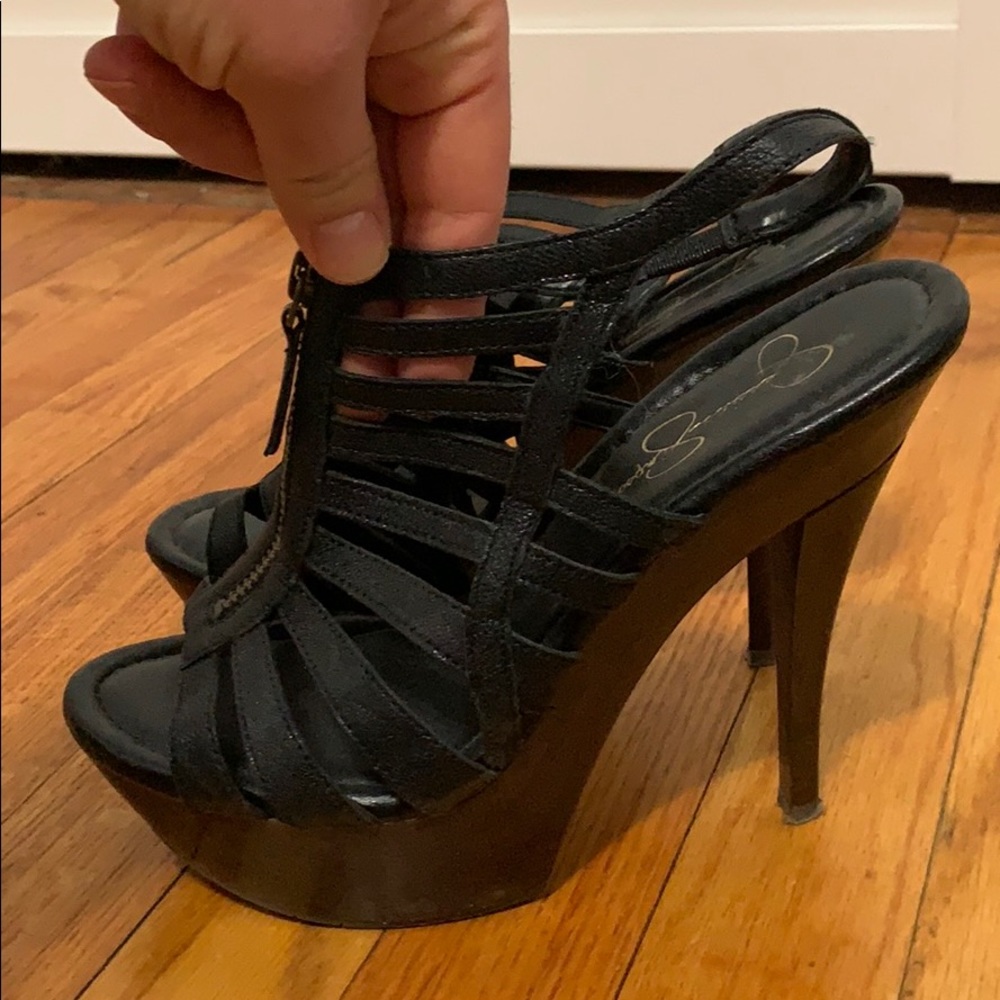Jessica Simpson heels size 8